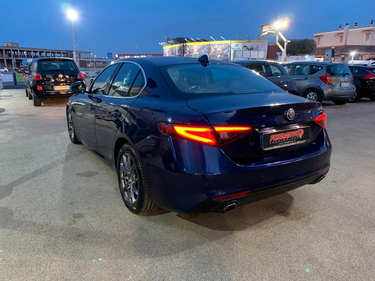 Alfa Romeo Giulia 2.2 Turbodiesel 180 CV Business Sport