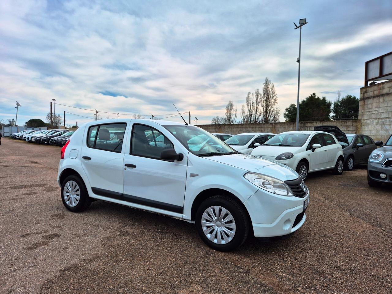 Dacia Sandero 1.2 16V Ambiance