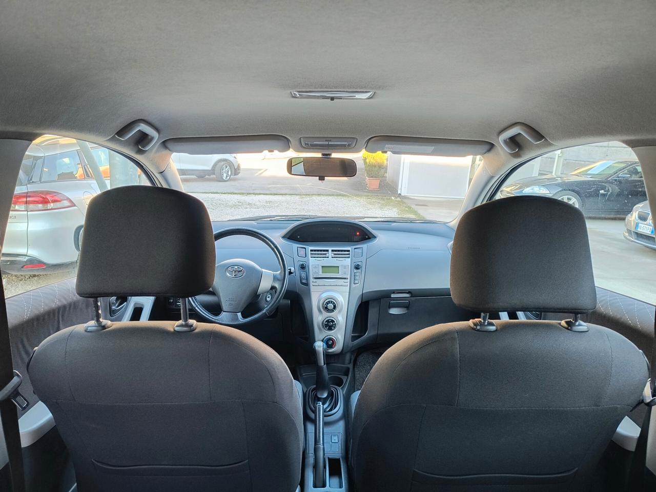 Toyota Yaris 1.0 3p Benzina