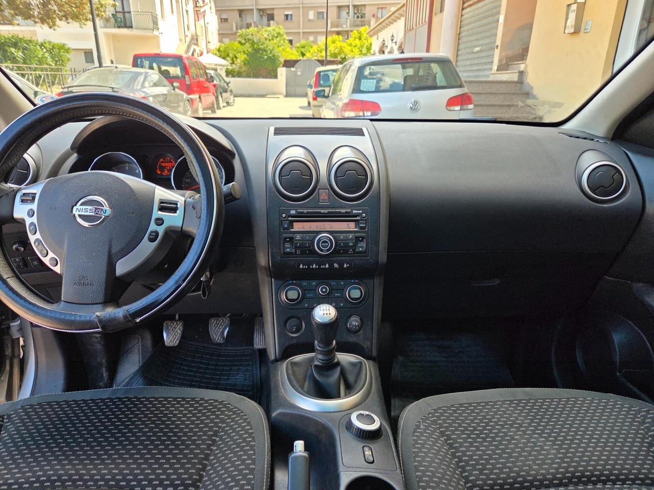 Nissan Qashqai 2.0 dCi 4WD 7posti FULL-OPTIONAL