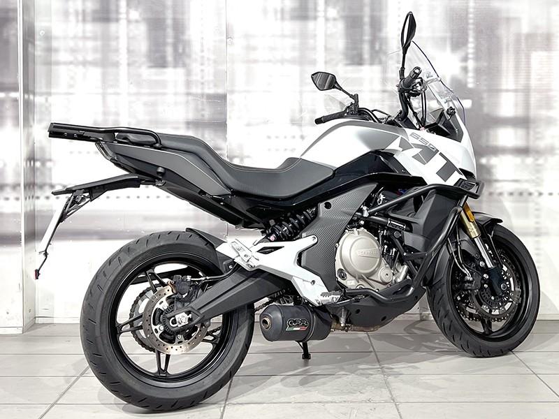 CFMoto 650 MT