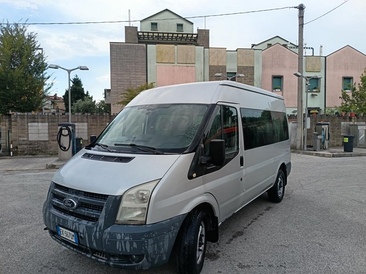 Ford Transit/Tourneo/Bus Transit 9 posti