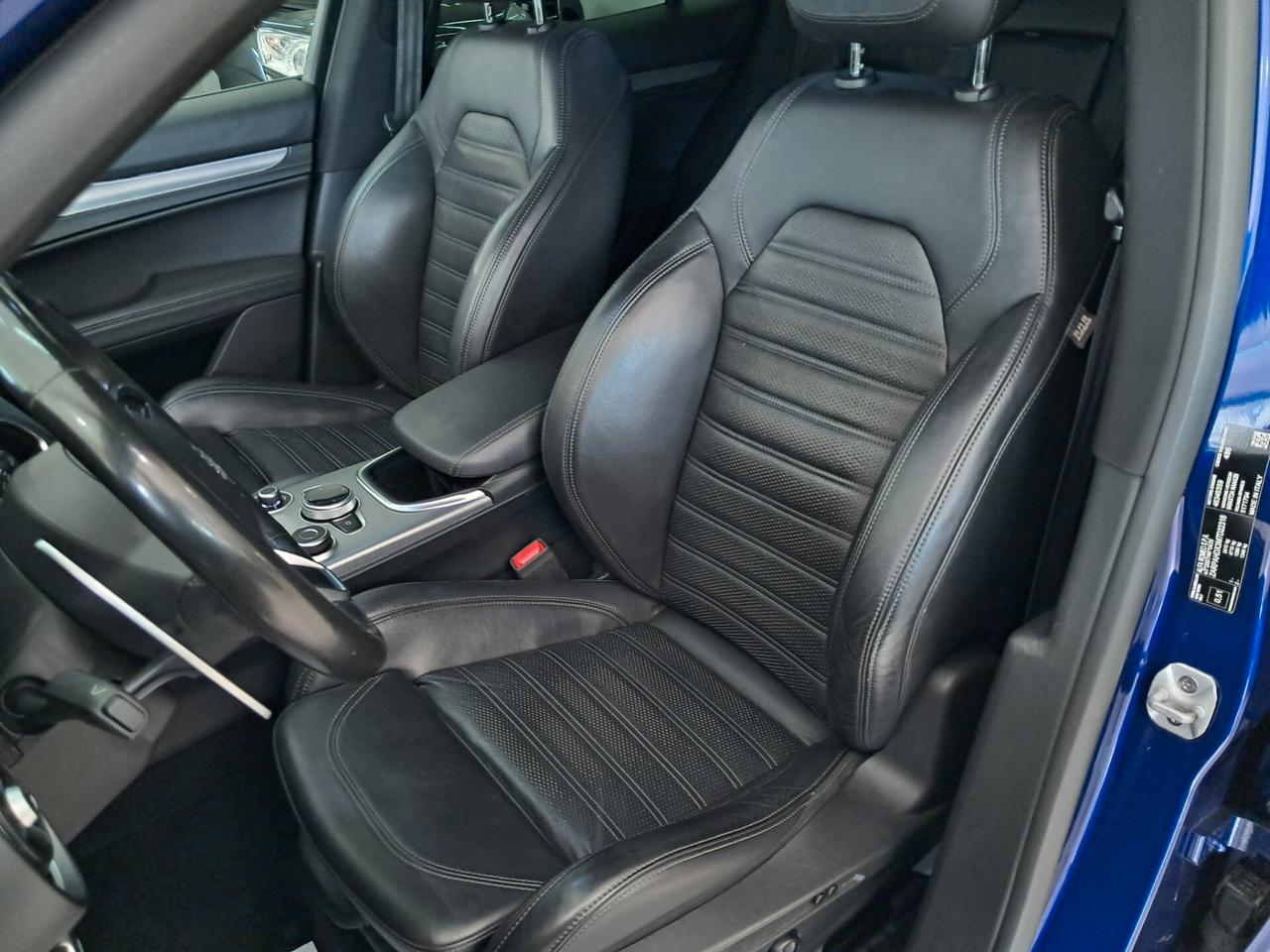 Alfa Romeo Stelvio 2.2 Turbodiesel 210 CV AT8 Q4 Veloce