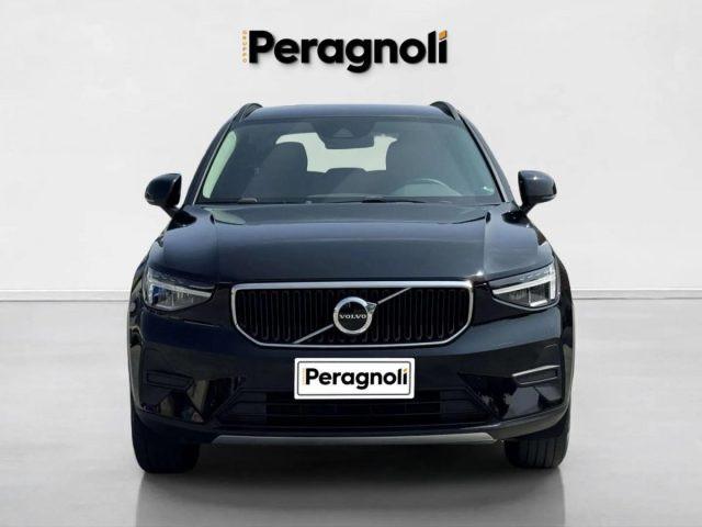VOLVO XC40 T2 ESSENTIAL AUTOMATICA
