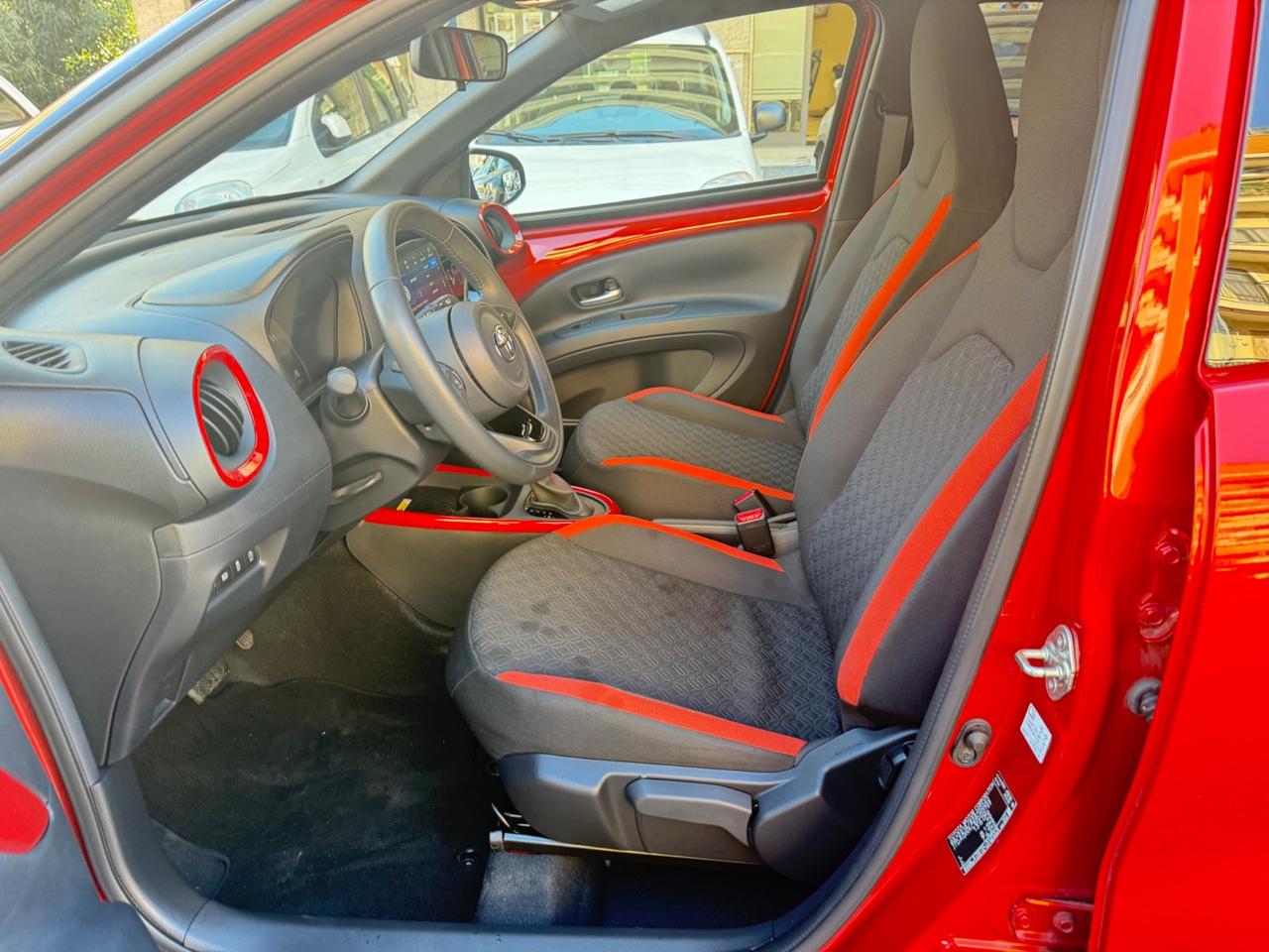 Toyota Aygo X 1.0 VVT-i 72 CV 5 porte Limited LED NAVI KAMERA PDC BLUETOOTH CERCHI 17