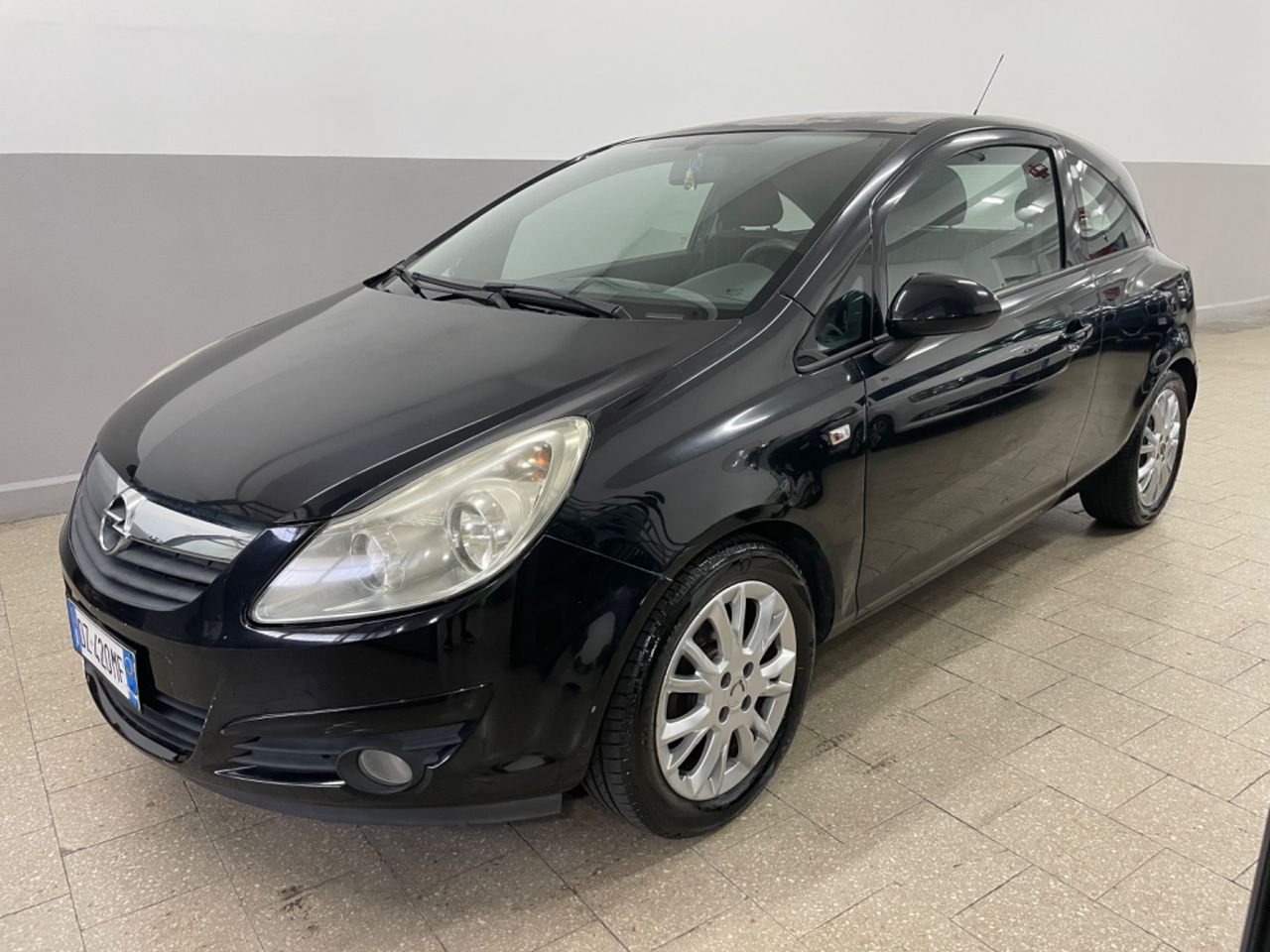 Opel Corsa 1.2 80CV 3P. GPL-TECH Edition - 2010