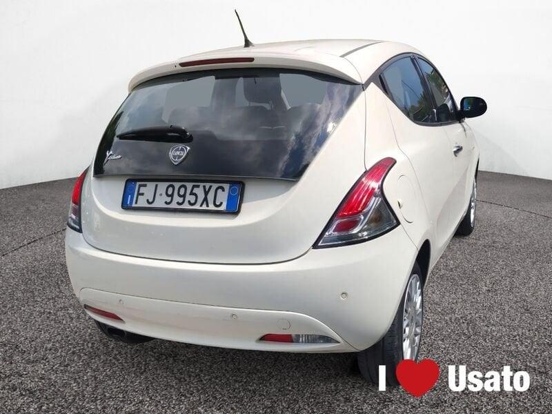 Lancia Ypsilon III 2015 1.2 Gold 69cv