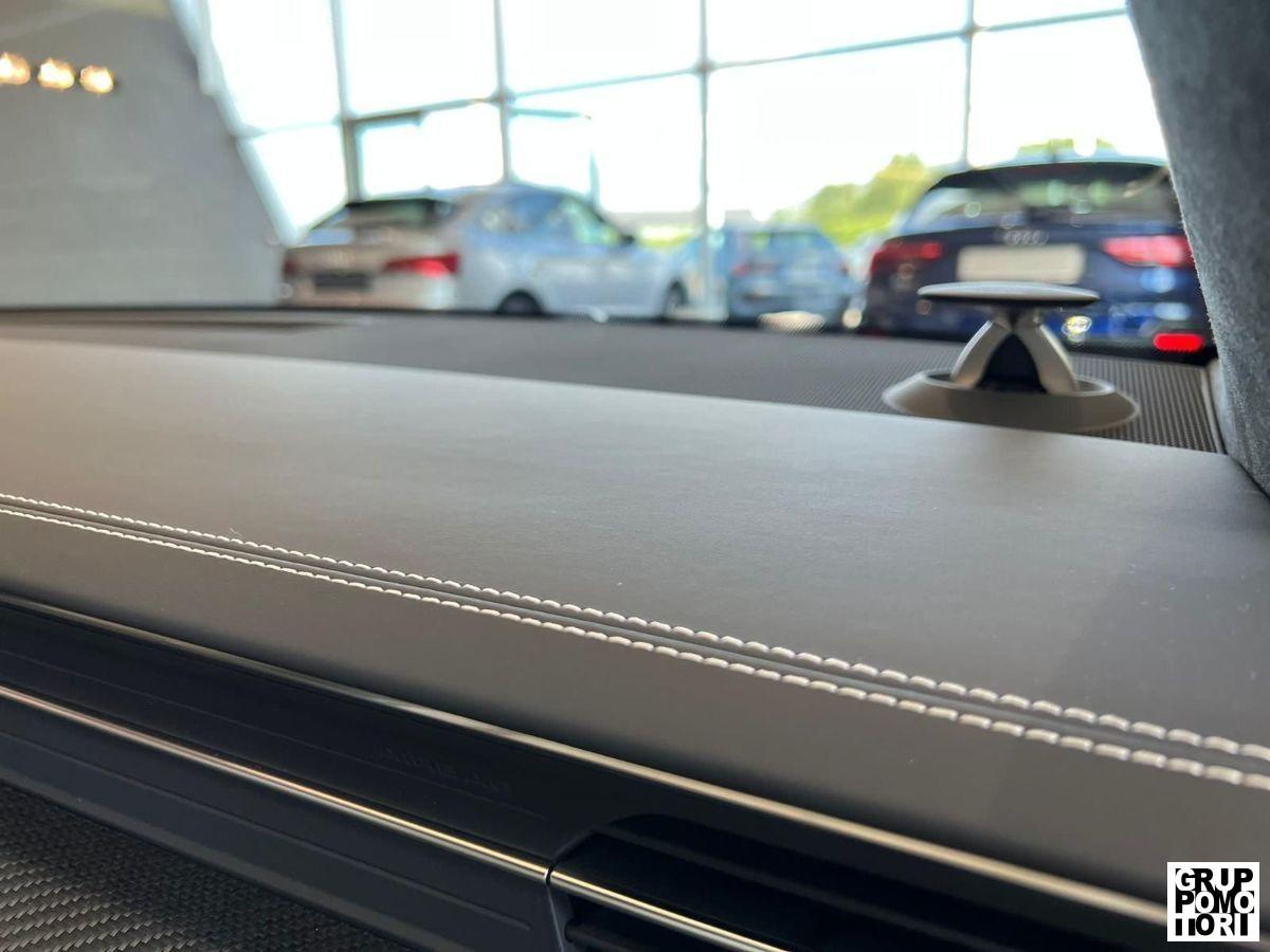 AUDI - RS6 Avant 4.0 Mhev Tiptronic quattro V8 Carboceramica