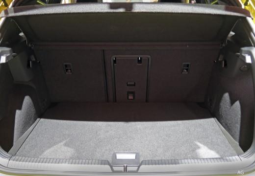 VOLKSWAGEN Golf VIII 2024 - Golf 2.0 tdi Style 150cv dsg