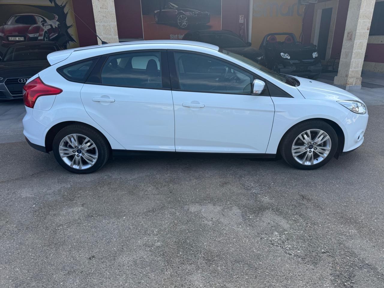 Ford Focus 1.0 EcoBoost 125 CV tagliando