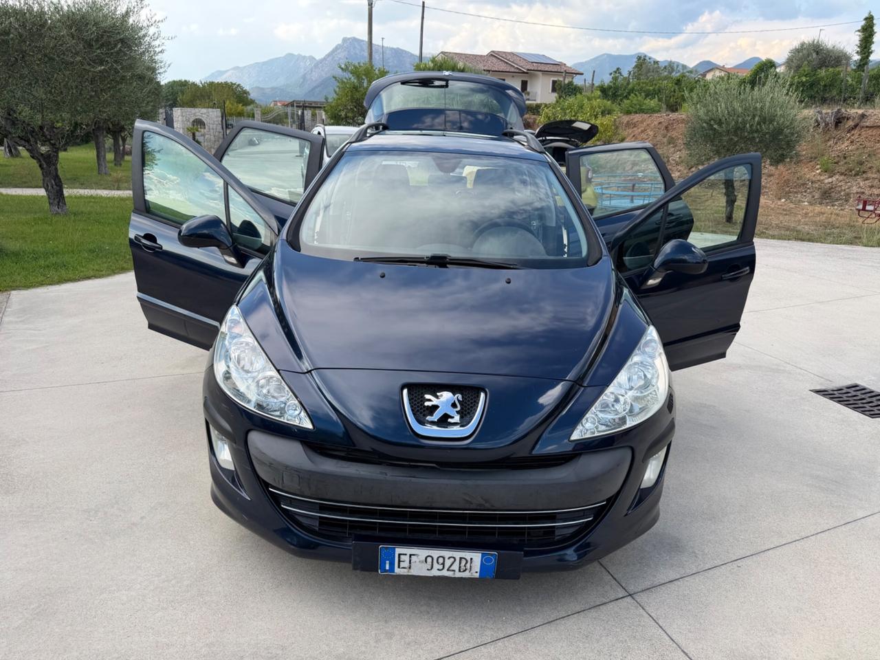 Peugeot 308 1.6 8V HDi 93CV FAMILIARE