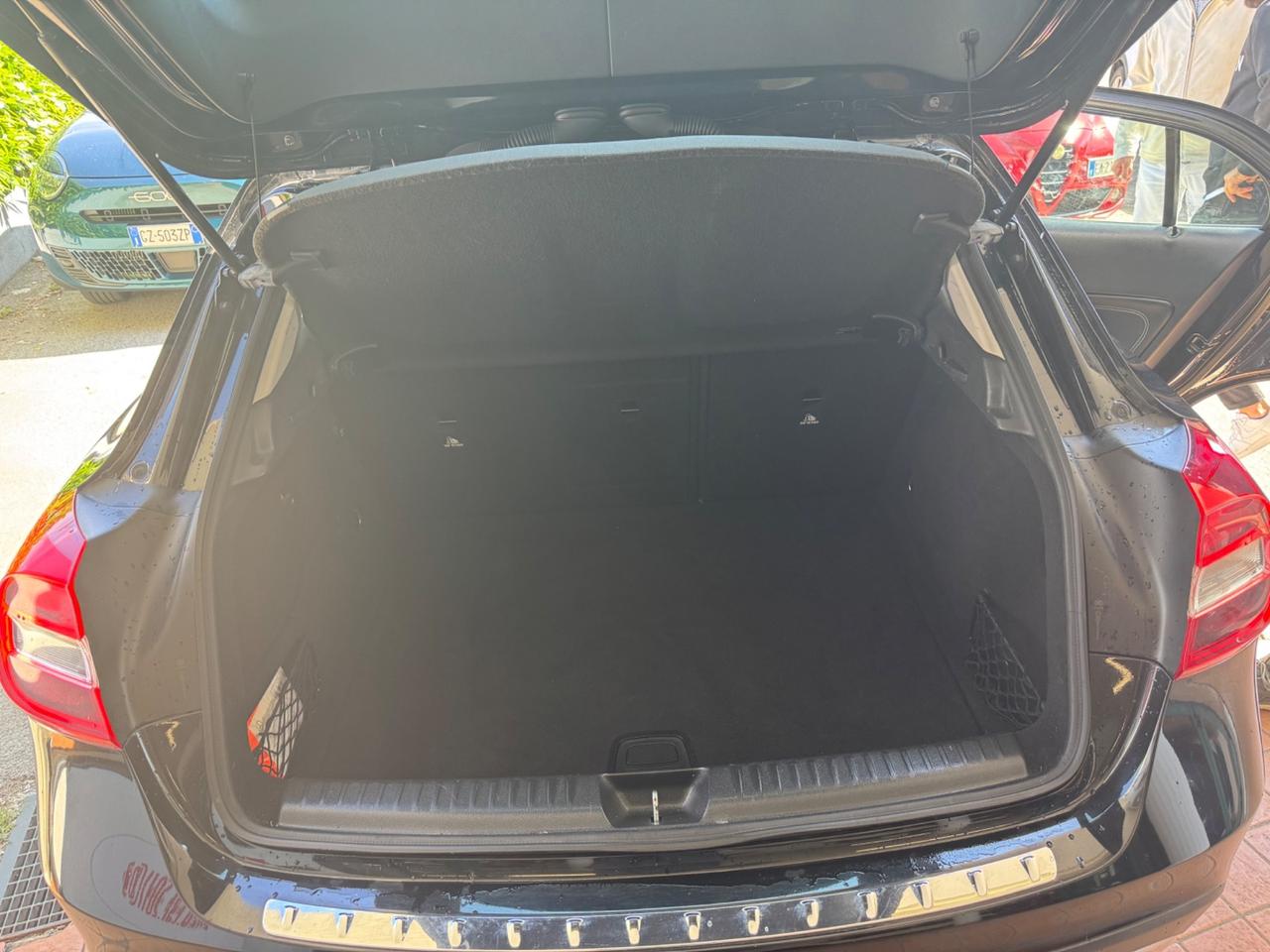 Mercedes-benz GLA 180 d Premium