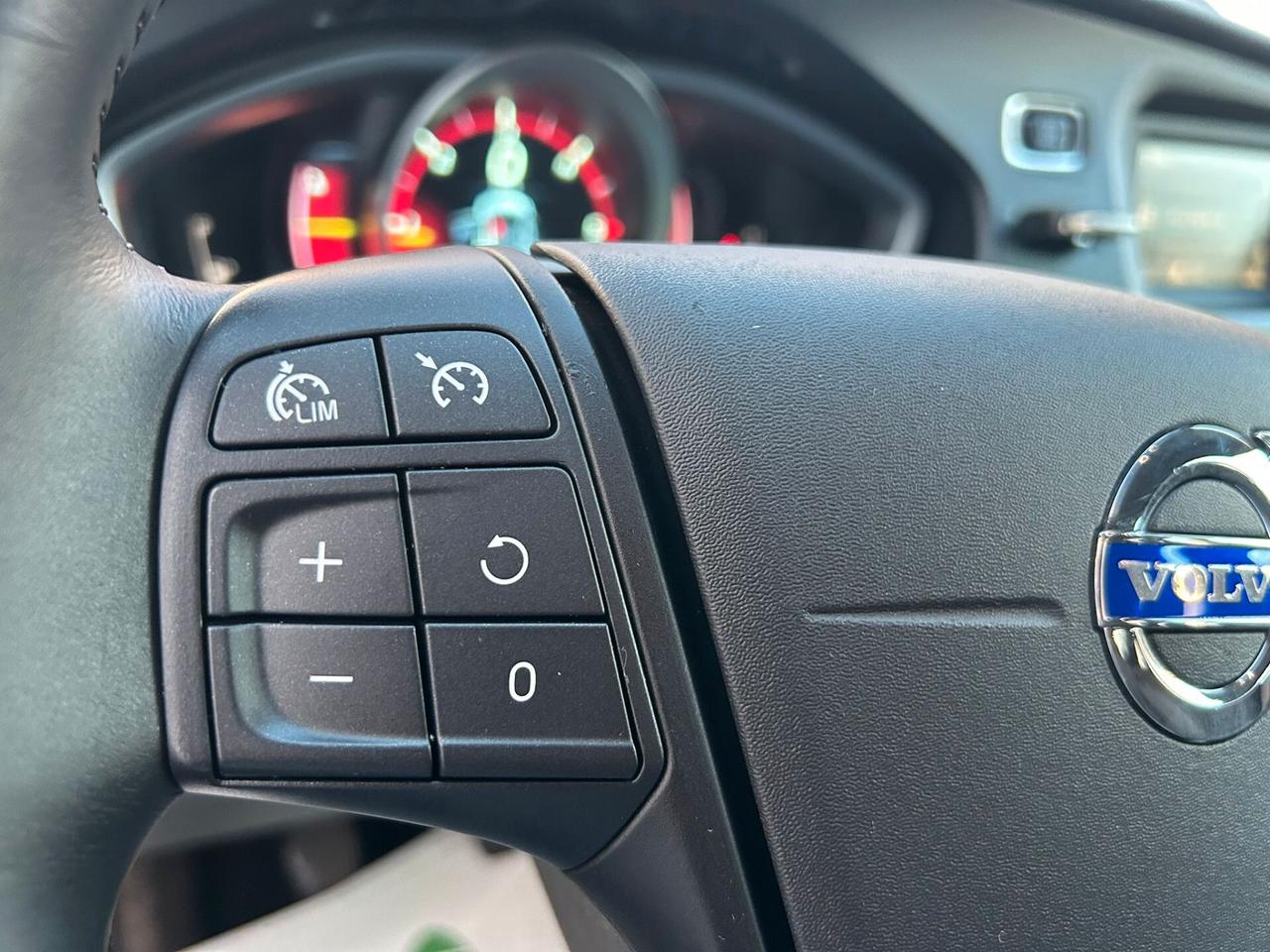 Volvo V40 D2 1.6 115 Cv Km 120.000-2014