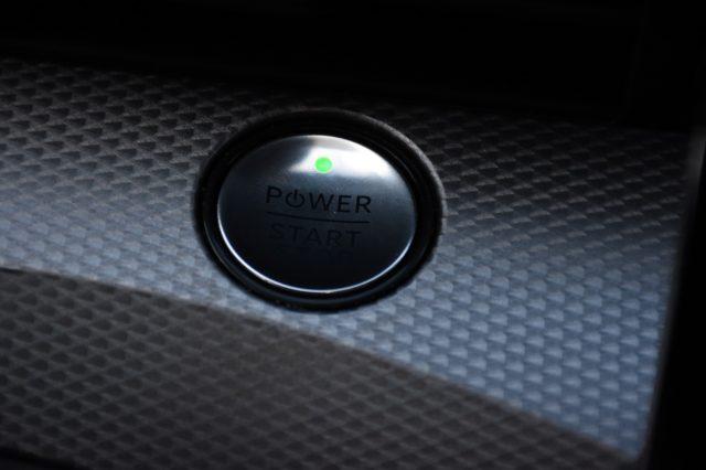 FORD Mustang Mach-E Standard Range 269 CV *TECH PACK+*