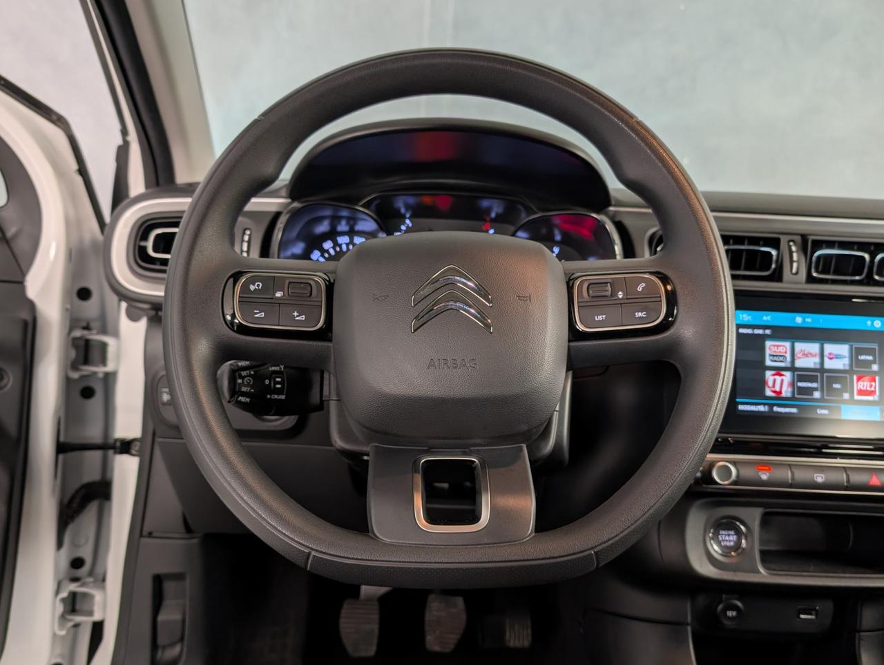 Citroen C3 1.2 puretech 110cv Shine