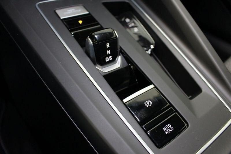 Volkswagen Golf 1.5 eTSI 115 CV DSG Edition Plus