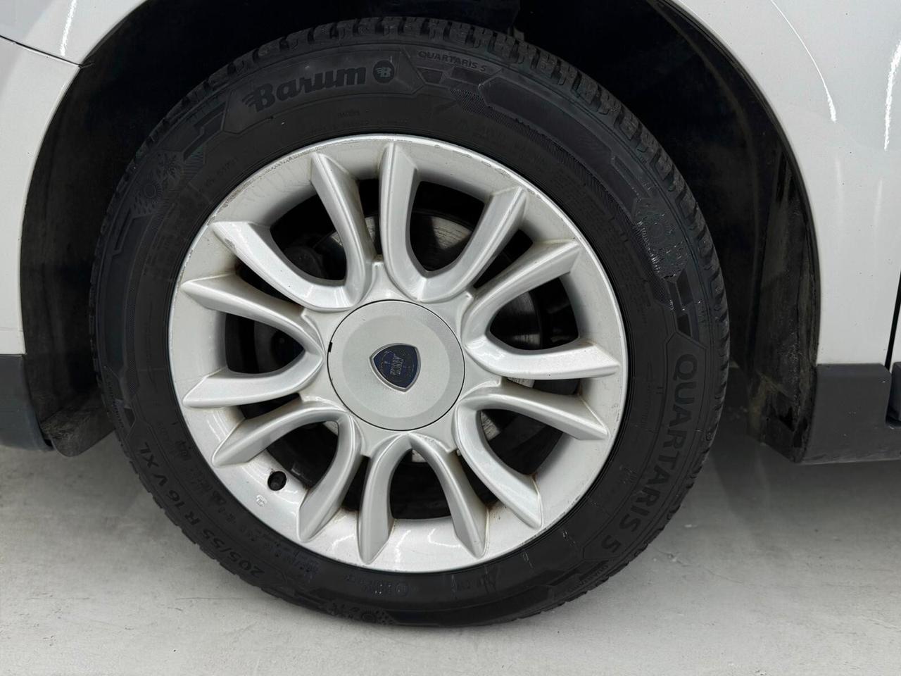 Lancia Delta 1.6 MJT DPF Silver