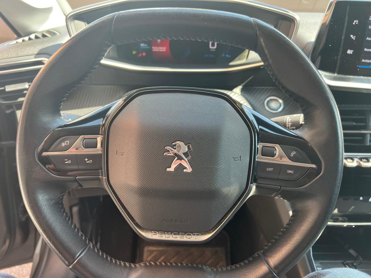 Peugeot 208 1.2 PureTech 100 Allure Pack