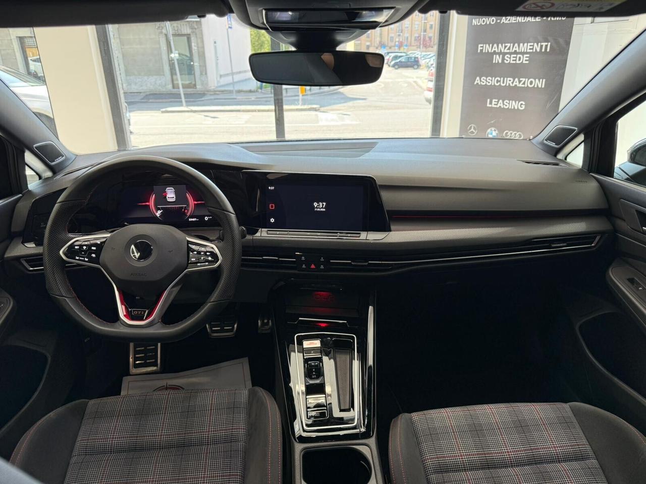 Volkswagen Golf GTI Golf 2.0 TSI GTI DSG PERFORMANCE