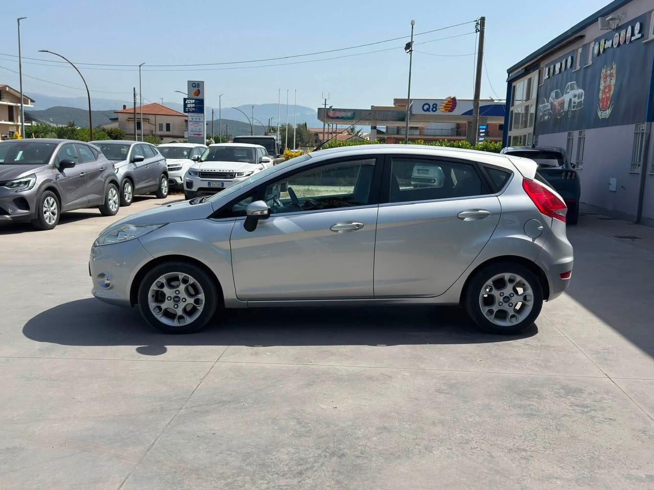 Ford Fiesta 1.4 TDCi 70CV 5 porte Titanium