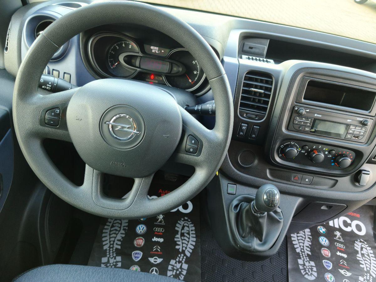 OPEL VIVARO 9 POSTI PASSO LUNGO + GANCIO