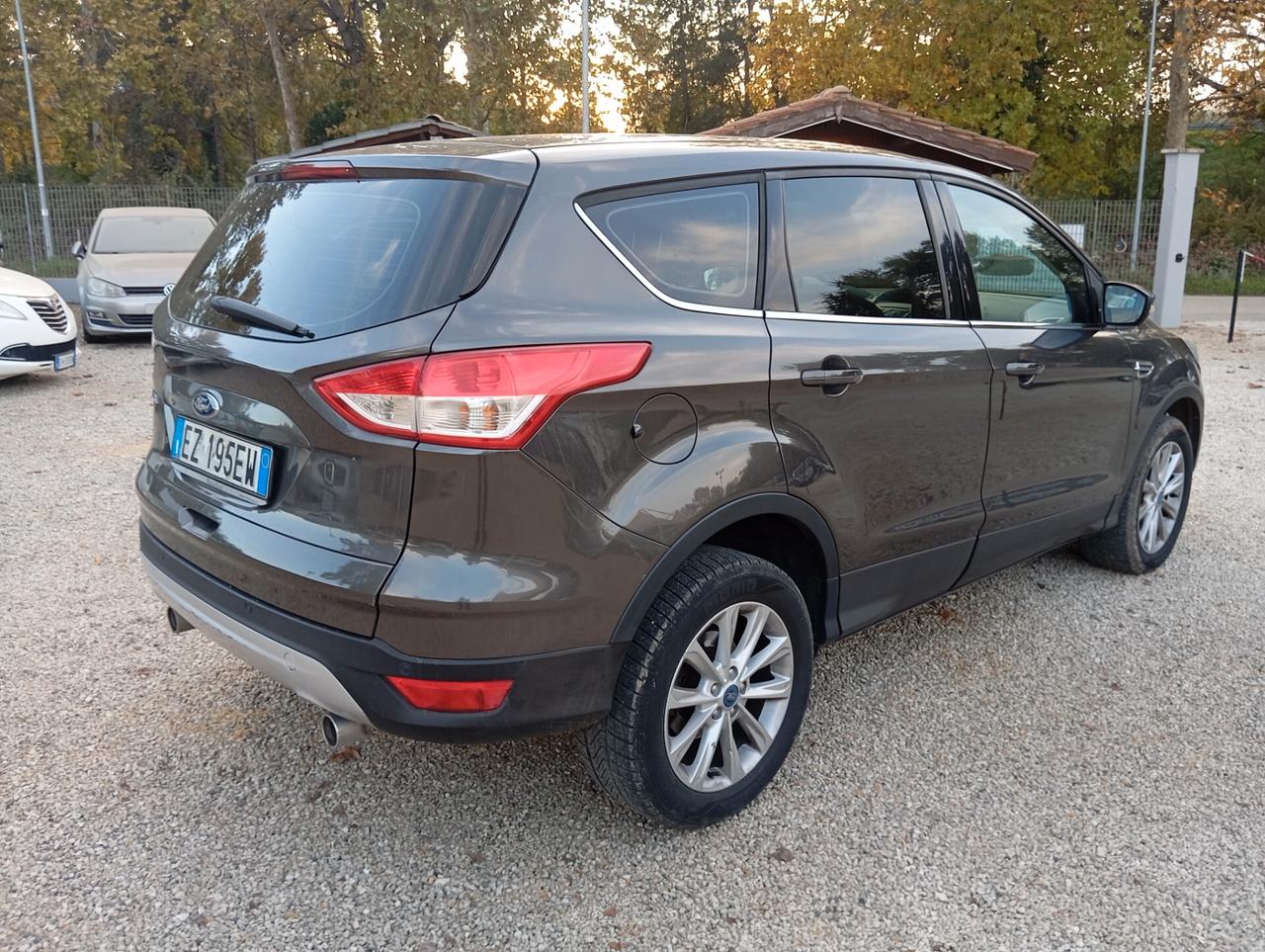 Ford Kuga 2.0 TDCI 150 CV S&S 4WD Powershift Titanium