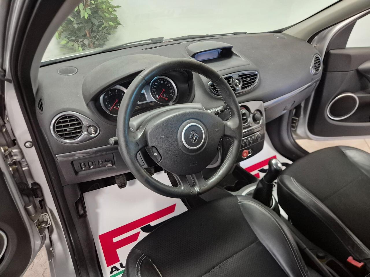Renault Clio 1.2 5p GPL Luxe