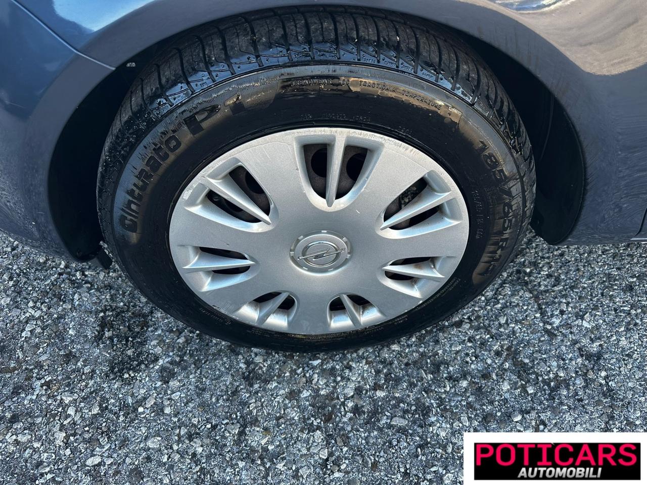 Opel Corsa 1.2 5 porte Enjoy