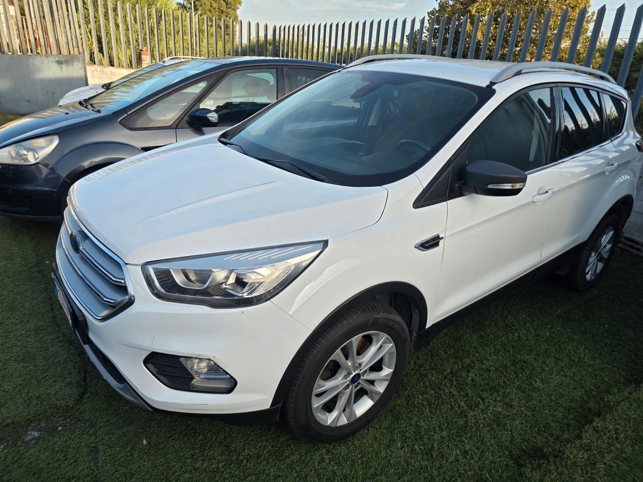 Ford Kuga 1.5 TDCI 120 CV euro 6. 2018