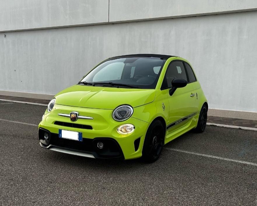 Abarth 595 C 1.4 Turbo T-Jet 165 CV Scorpioneoro