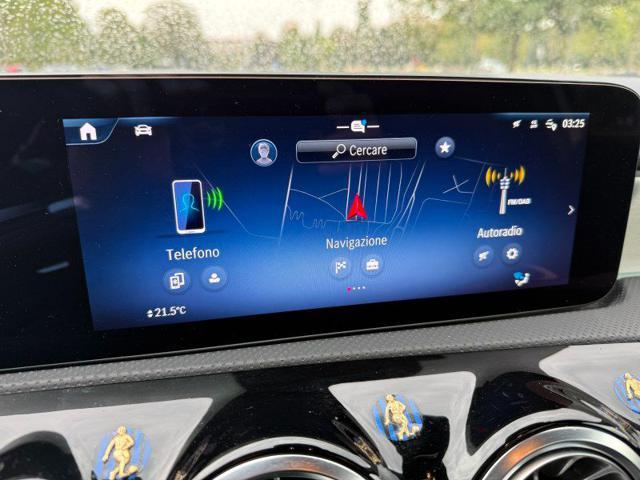 MERCEDES-BENZ A 250 e hybrid EQ AMG Line Premium