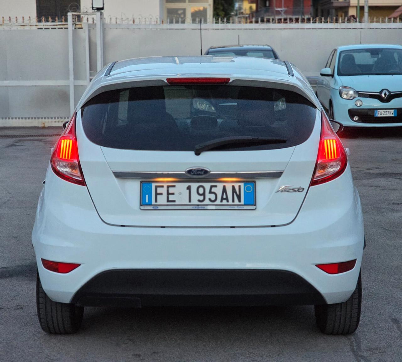 Ford Fiesta 1.5 TDCi 95CV 5 porte Titanium
