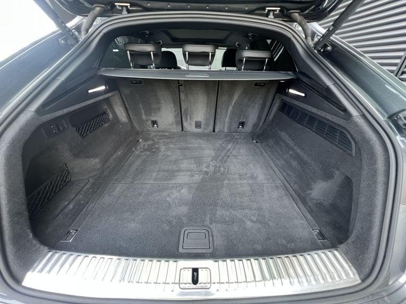 Audi Q8 50 TDI 210kW quattro tip. S Line Edition 286cv