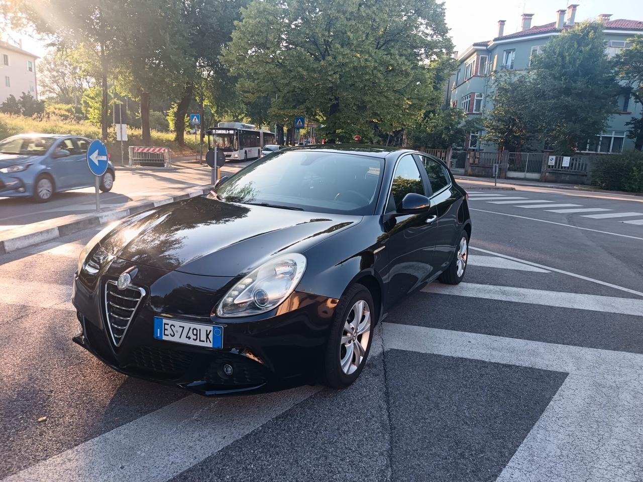 Alfa Romeo Giulietta 1.6 JTDm-2 105 CV Distinctive