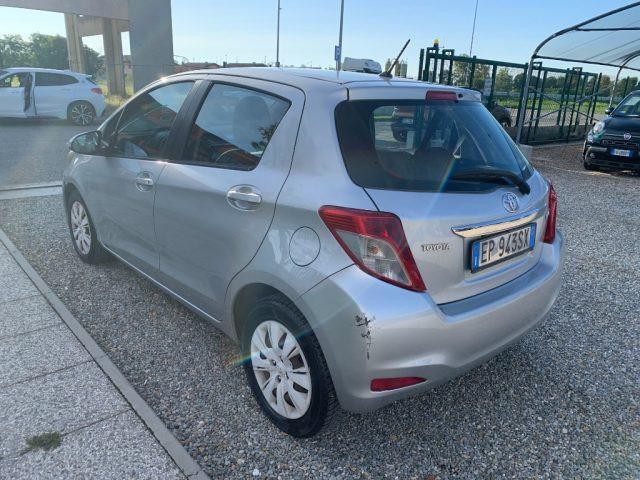TOYOTA Yaris 1.0 5 porte Active