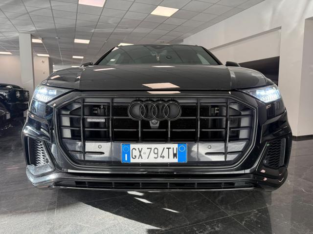 AUDI Q8 50 TDI quattro tiptronic S-Line / TETTO / 360°