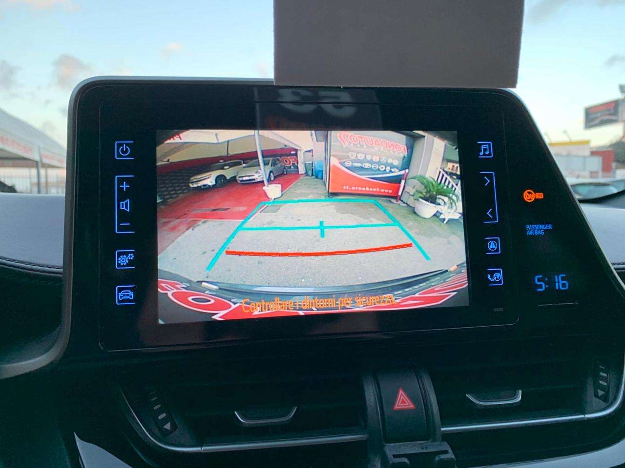 Toyota C-HR 1.8 Hybrid E-CVT Lounge