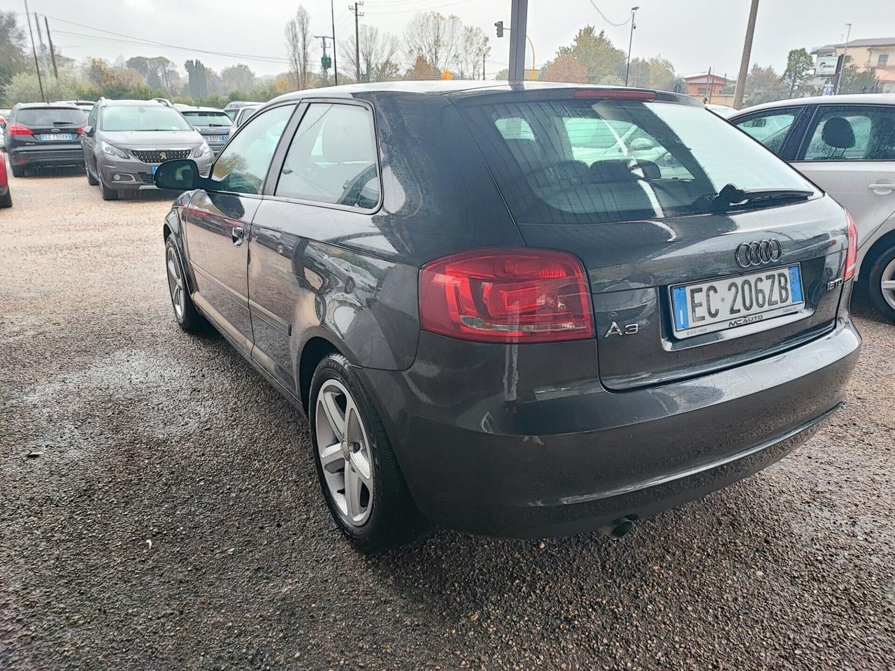 Audi A3 SPB 1.6 TDI 105 CV CR Attraction