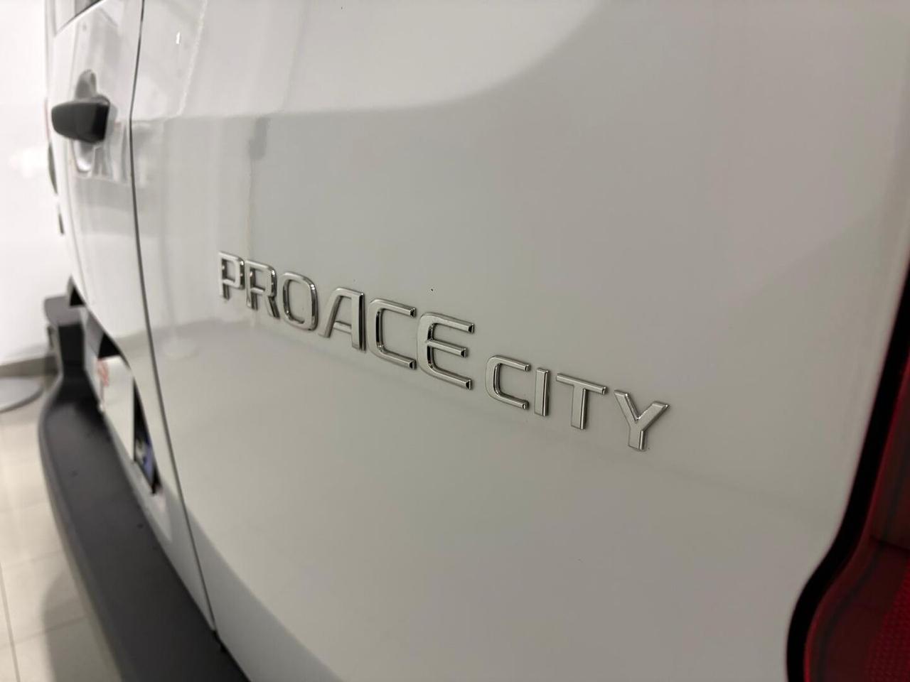 Toyota PROACE City Verso 1.5D 100 CV S&S Short d Lounge