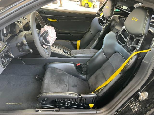 PORSCHE 718 CAYMAN 4.0 GT4