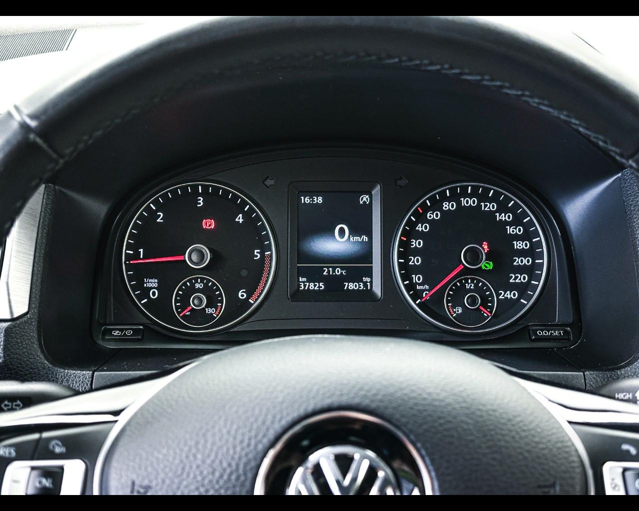 VOLKSWAGEN Caddy 4ª serie - Caddy 2.0 TDI 102 CV DSG Comfortline