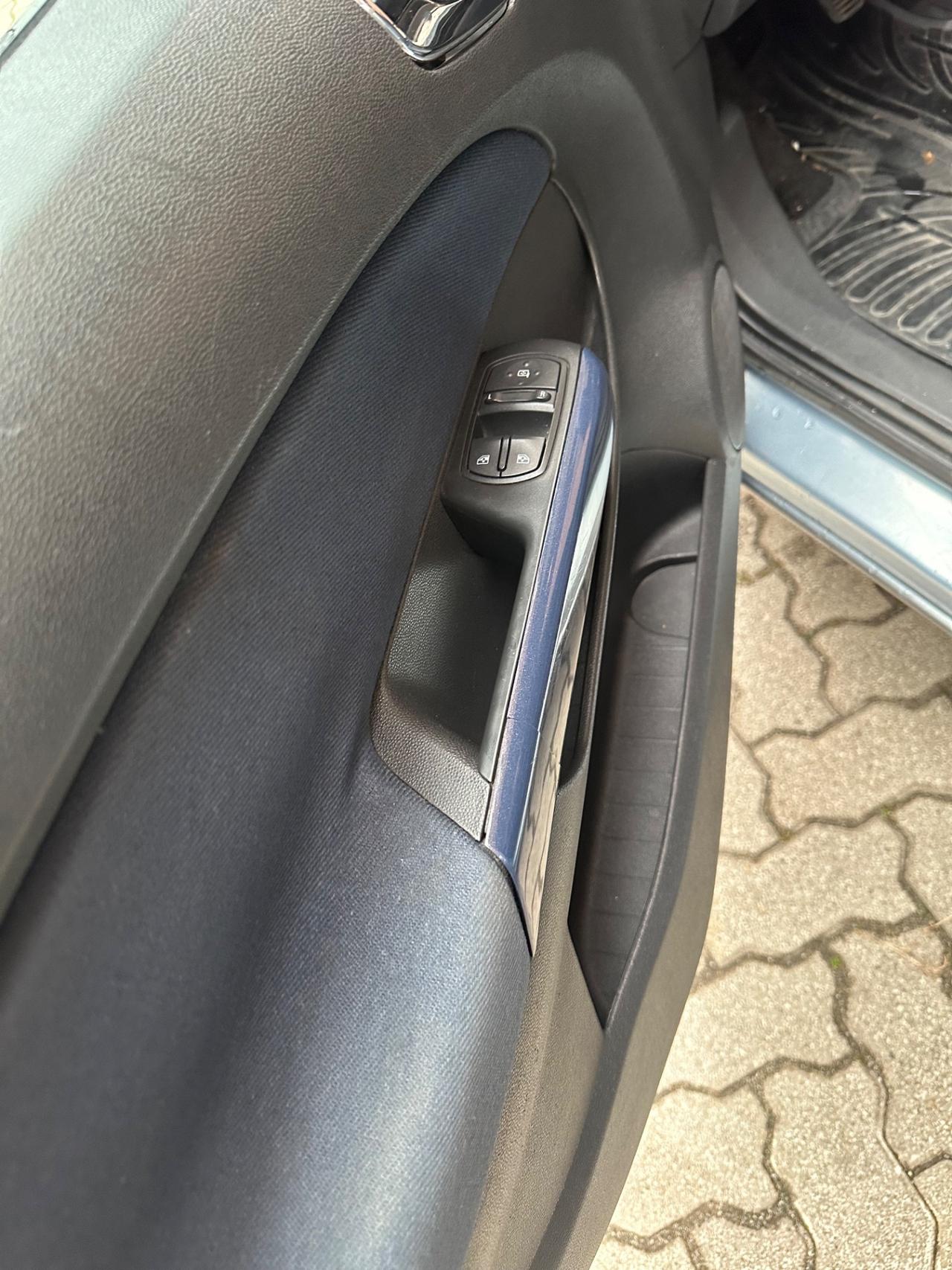 Opel Corsa 1.2 5 porte Easytronic Enjoy