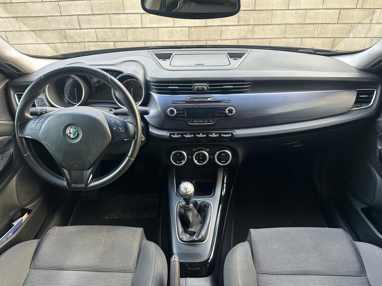 Alfa Romeo Giulietta 1.6 JTDm NEOPATENTATI