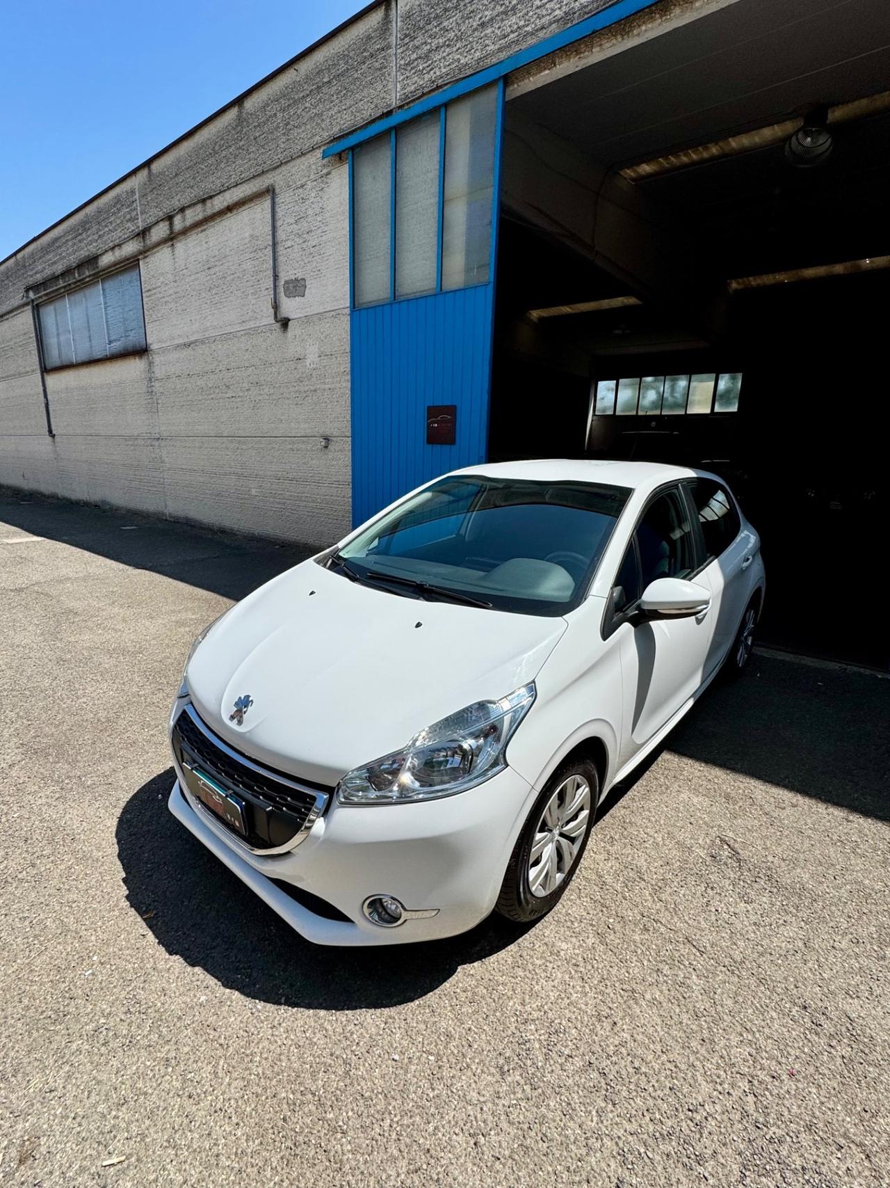Peugeot 208 1.4 HDi 68 CV 5 porte Active