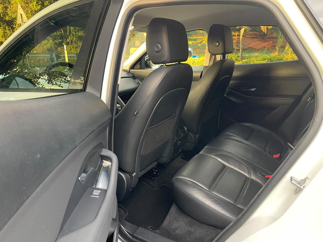 Jaguar E-Pace 2.0D 150 CV AWD aut. R-Dynamic HSE