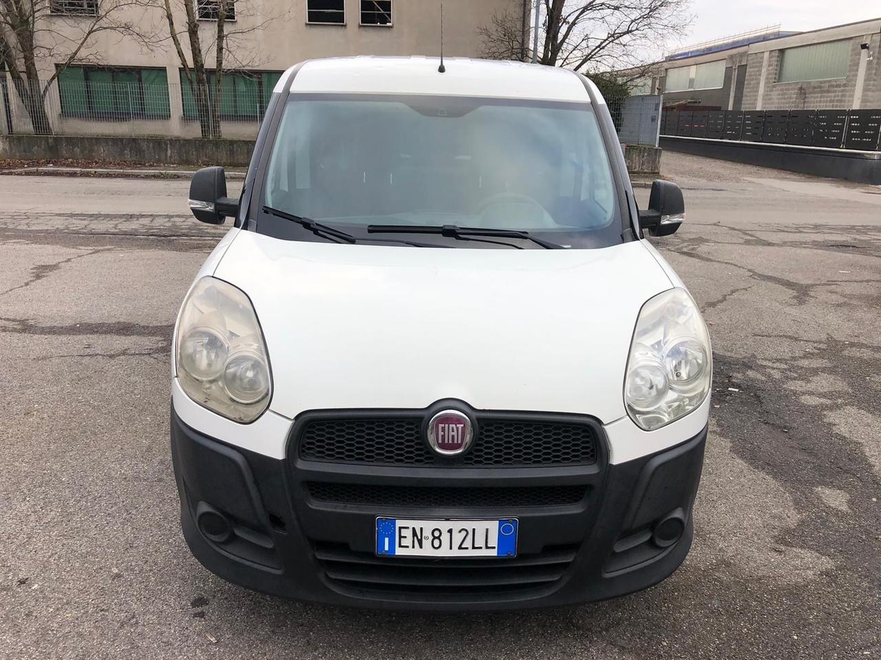 Doblo 1300 mltj 90 cv autocarro