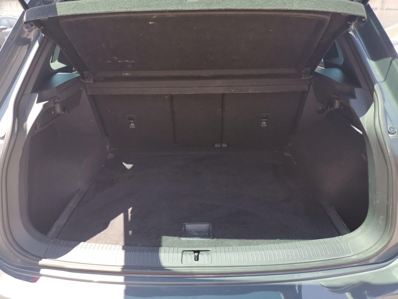 VOLKSWAGEN Tiguan II 2021 - Tiguan 2.0 tdi R-Line 150cv dsg