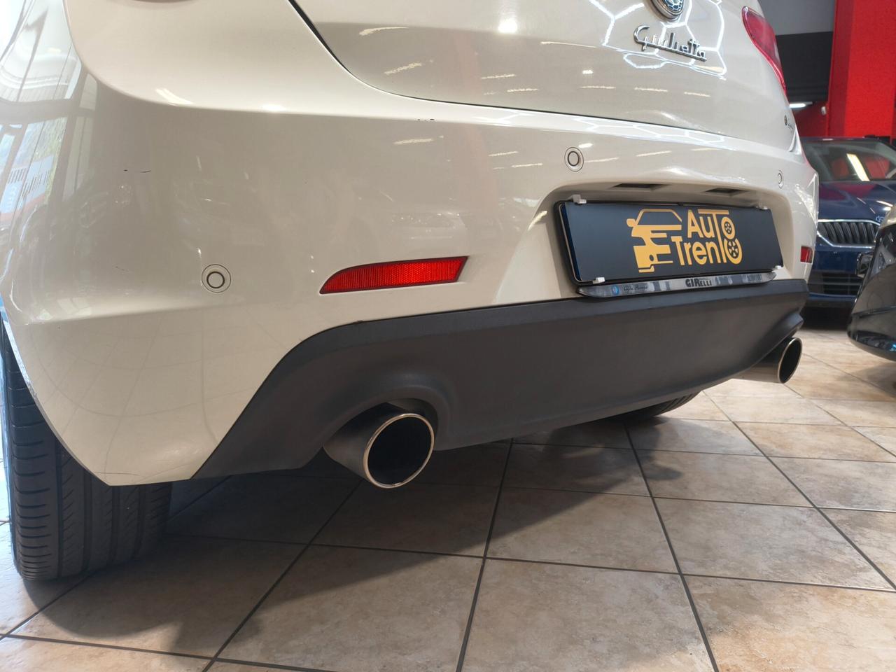 Alfa Romeo Giulietta 1.6 JTDm-2 105 CV EXSCLUSIVE
