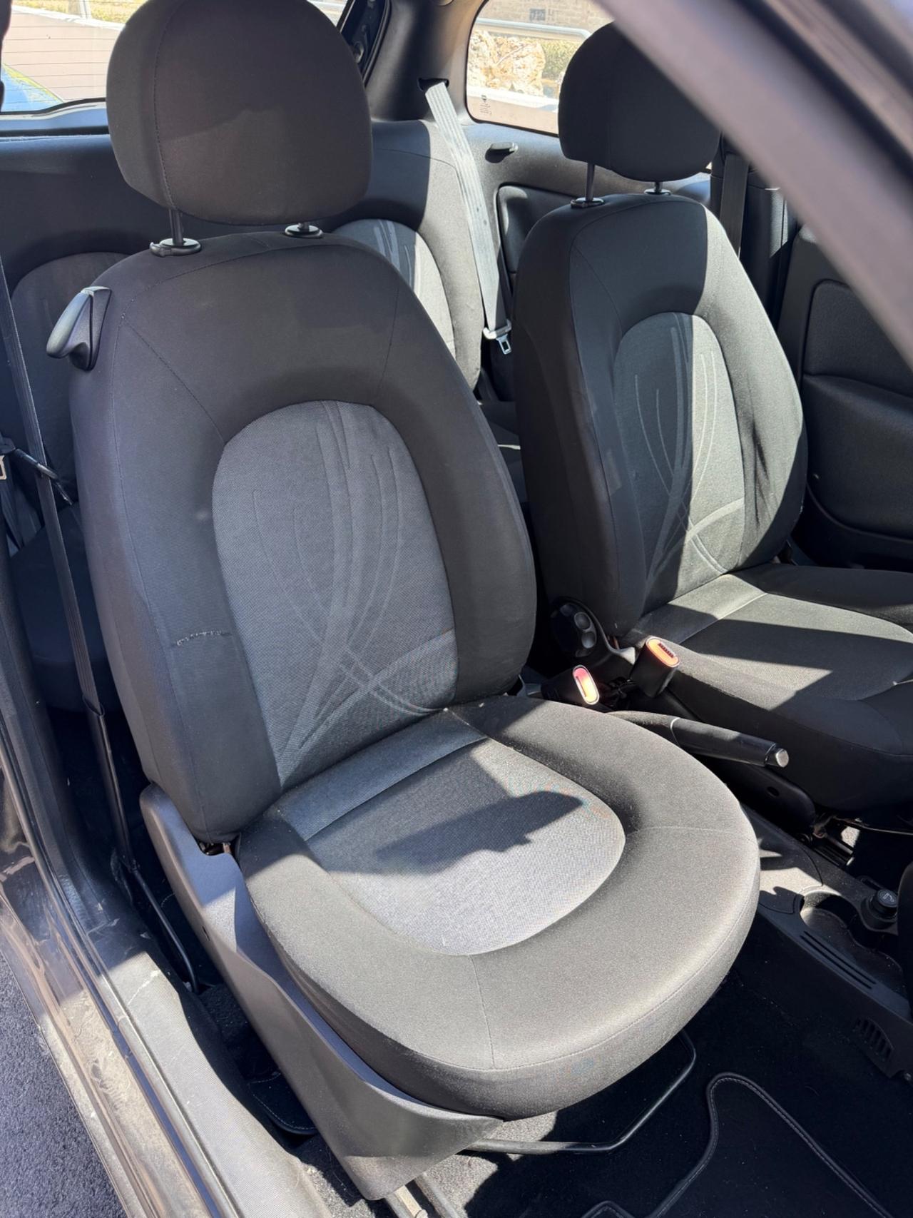 Lancia Ypsilon 1.3 Multijet 75CV