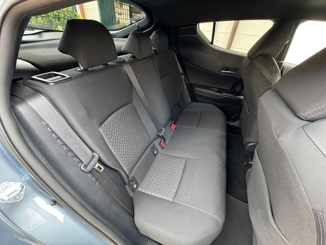 TOYOTA C-HR 1.8 HYBRID LOUNGE E-CVT 122CV